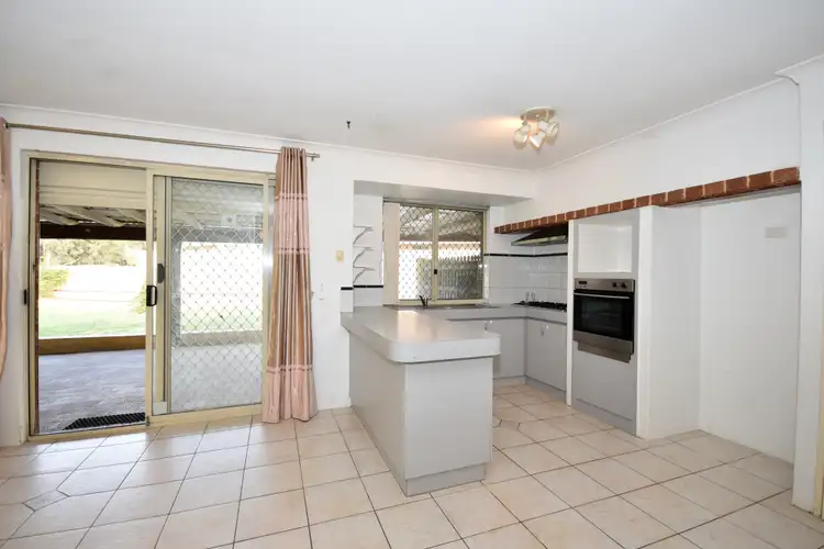 Fourth view of Homely house listing, 4 Iris Place, Maddington WA 6109