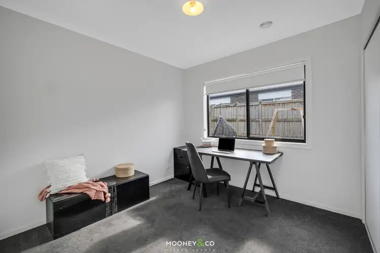 Fifth view of Homely house listing, 33 Scenery Drive, Clyde North VIC 3978