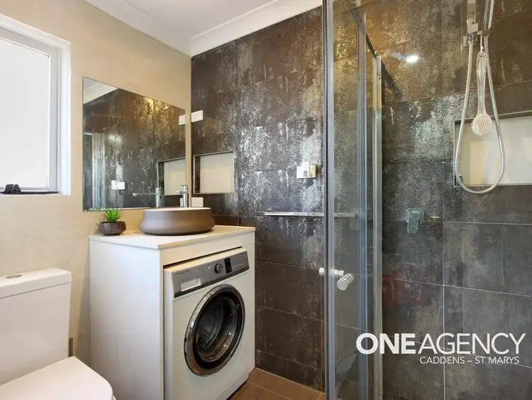 Fifth view of Homely semi-detached listing, 1/32 Toomung Circuit, Claremont Meadows NSW 2747