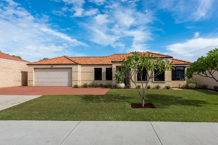 8 Tecoma Way, Dianella WA 6059