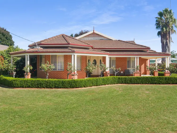 15 Tulipwood Road, Leeton NSW 2705