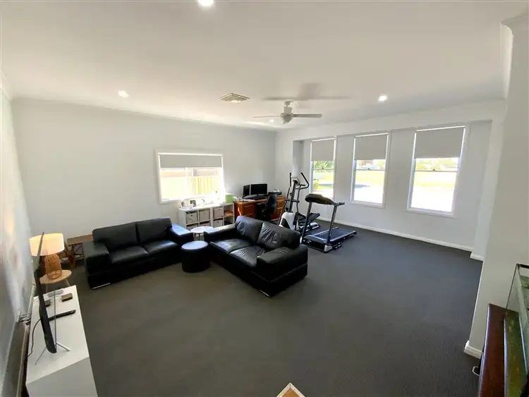 Fifth view of Homely house listing, 6 Watson Close, Forbes NSW 2871