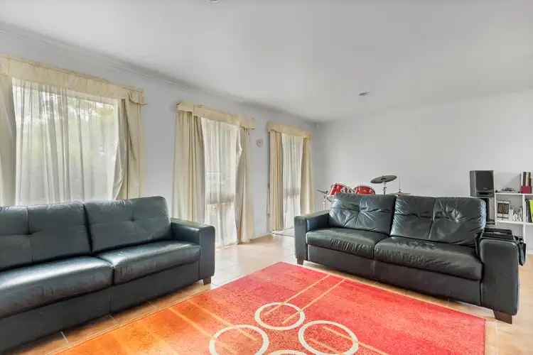 Fourth view of Homely house listing, 7 Glasgow Court, Endeavour Hills VIC 3802