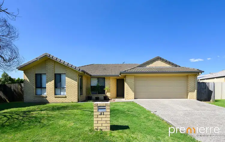 21 Ronayne Circle, One Mile QLD 4305