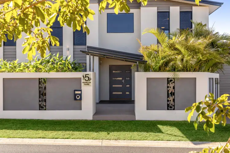 Second view of Homely house listing, 5 McCallum Court, Middle Ridge QLD 4350
