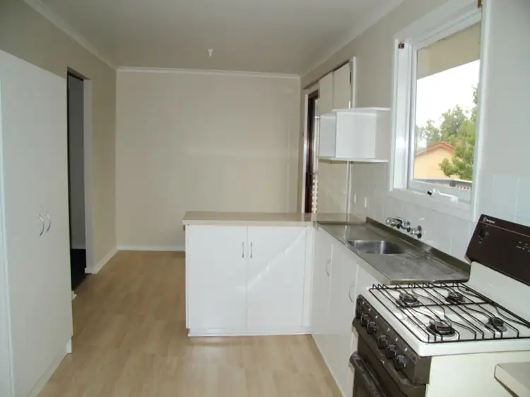 Fifth view of Homely house listing, 2 Hayes Crescent, Mount Gambier SA 5290