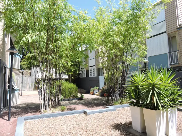 Fifth view of Homely unit listing, 3A/23 QUINTON ST, Kangaroo Point QLD 4169