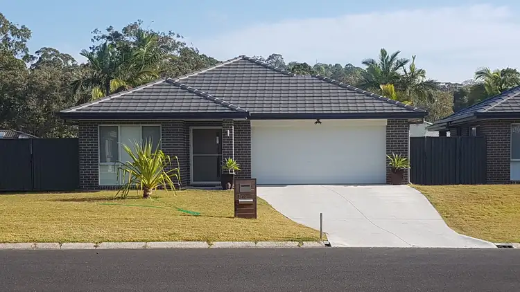 a/35 Narooma Dr, Ocean Shores NSW 2483
