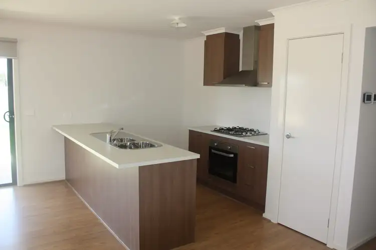 Fifth view of Homely house listing, 17 The Culdesac, Benalla VIC 3672