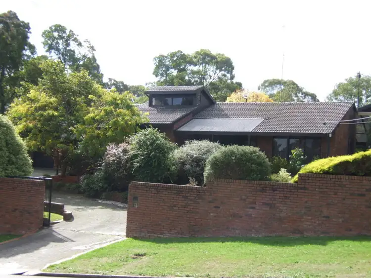 2 Mt Helen Avenue, Mount Helen VIC 3350