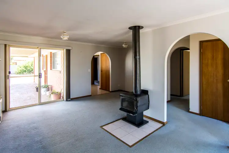 Second view of Homely house listing, 1 Mardon Drive, Horsham VIC 3400
