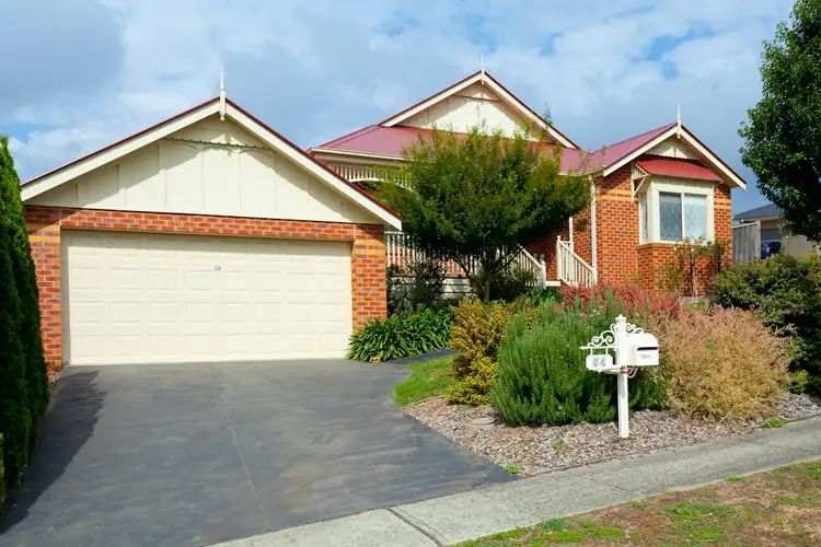 54 Walker Drive, Drouin VIC 3818