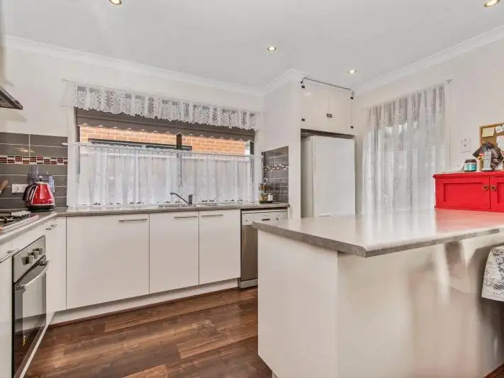 Fifth view of Homely house listing, 12 Highview Terrace, Kangaroo Flat VIC 3555