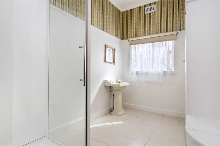Fourth view of Homely house listing, 27 Heckfield Street, Macarthur VIC 3286