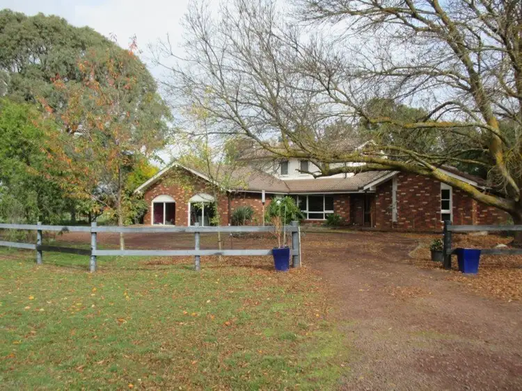 143 Leura Lane, Hamilton VIC 3300