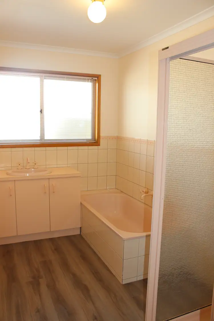 Fifth view of Homely house listing, 11 Stacey Street, Benalla VIC 3672