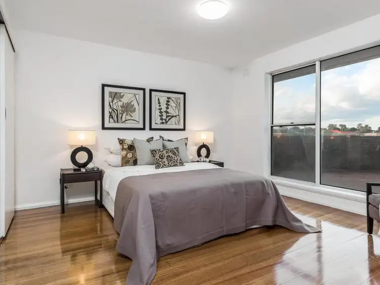 Fifth view of Homely house listing, 2 Kitson Road, Clayton South VIC 3169