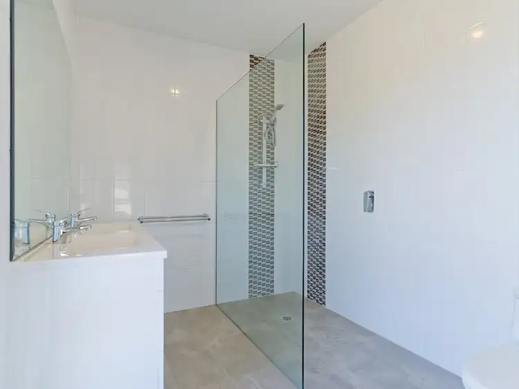 Fourth view of Homely house listing, 4 Catherine Court, Campbells Creek VIC 3451