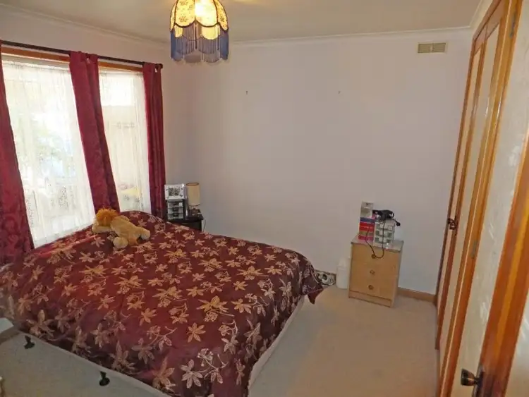 Sixth view of Homely unit listing, 4/245 Fenaughty Street, Kyabram VIC 3620