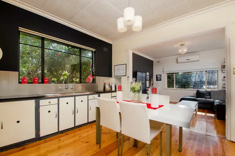 Second view of Homely townhouse listing, 10 BOANDIK TERRACE, Mount Gambier SA 5290