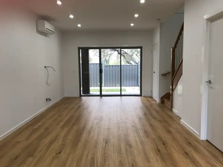 Fifth view of Homely townhouse listing, 6/5 Pioneer Court, Thomastown VIC 3074