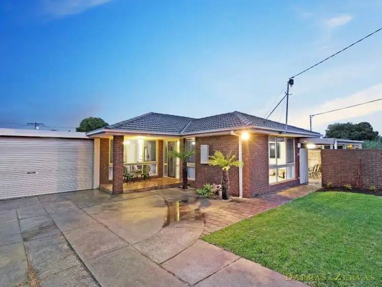 Main view of Homely house listing, 5 Loddon Court, Clayton South VIC 3169