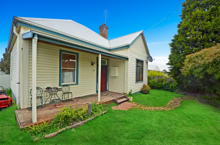 27 Oswald Street, Portland VIC 3305