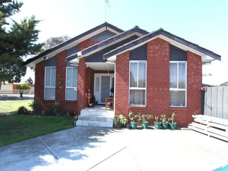 Main view of Homely house listing, 15 Kingsmead Close, Sunshine North VIC 3020