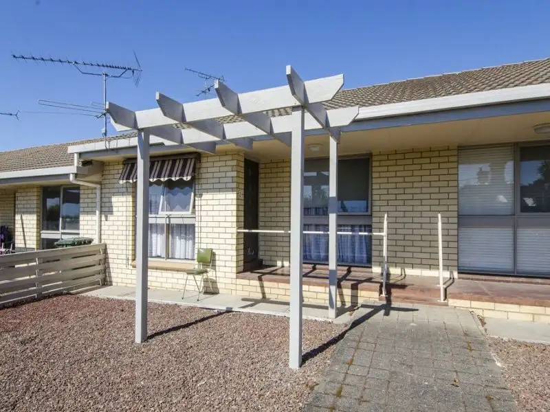 Main view of Homely unit listing, 2/55 Bertha Street, Mount Gambier SA 5290
