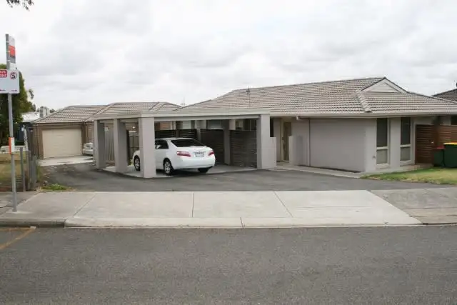 Main view of Homely unit listing, 2/32 Selby Road, Warrnambool VIC 3280