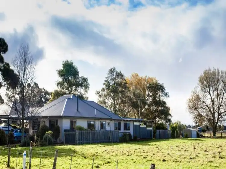 Second view of Homely house listing, 7 Yarragon- Leongatha Road, Yarragon VIC 3823