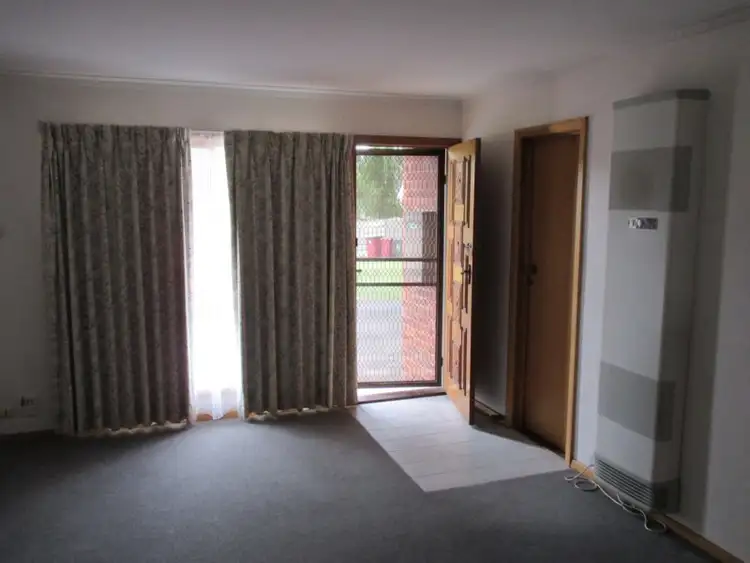 Fourth view of Homely townhouse listing, 4/1 Alexandra Parade, Hamilton VIC 3300