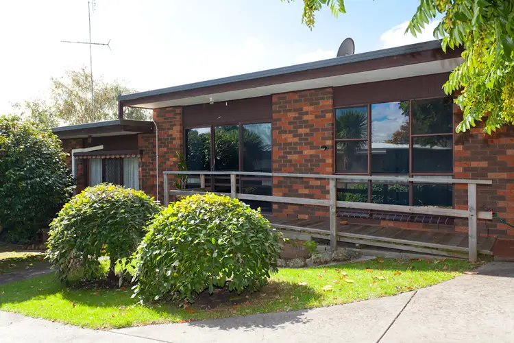 Fifth view of Homely block of units listing, 1, 2 & 3/27 Young Street, Drouin VIC 3818