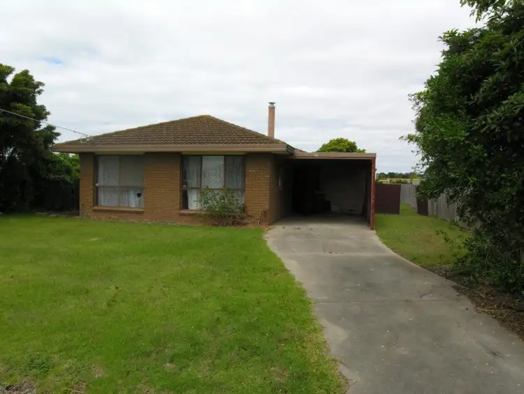 81 Main Road, Seaspray VIC 3851