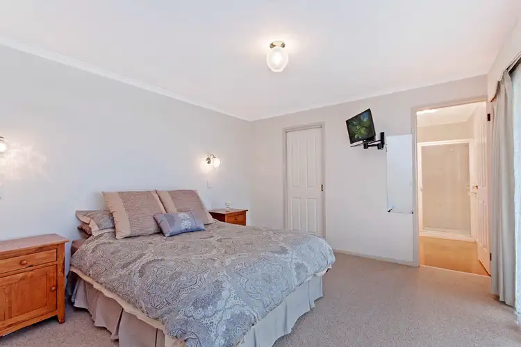 Sixth view of Homely house listing, 7 McCasker Court, Port Fairy VIC 3284