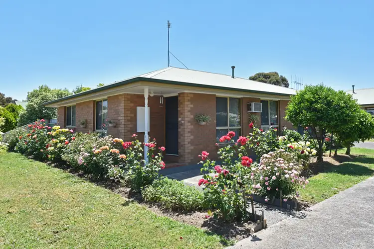 Main view of Homely unit listing, 1/2 Pittaway Street, Kangaroo Flat VIC 3555
