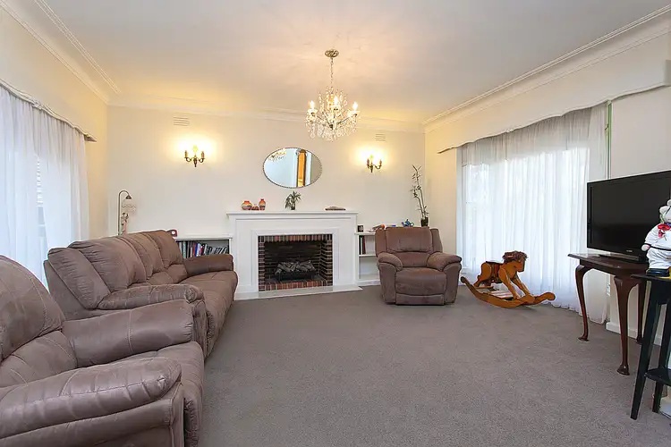 Second view of Homely house listing, 32 Matthews Street, Sunshine VIC 3020