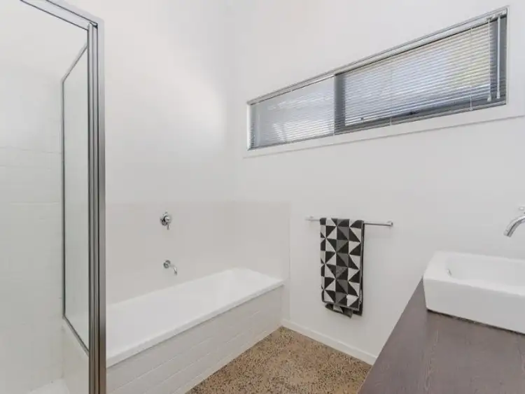 Sixth view of Homely house listing, 7 Arkell Court, Portland VIC 3305