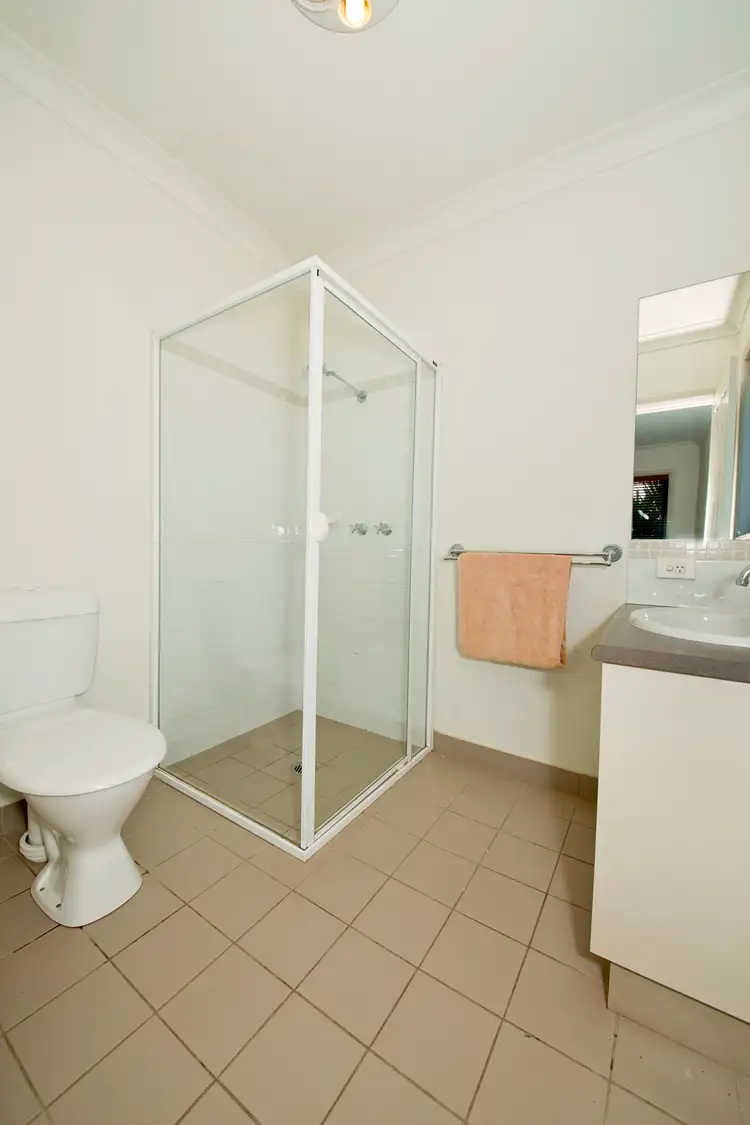 Sixth view of Homely house listing, 8 Fiona Drive, Yarrawonga VIC 3730