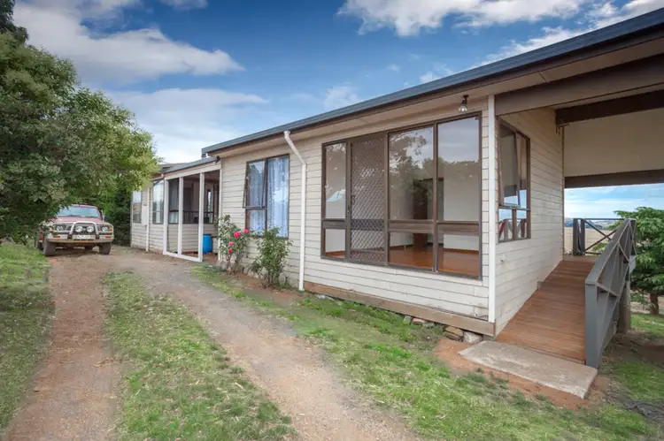 235 Sheehans Road, Romsey VIC 3434