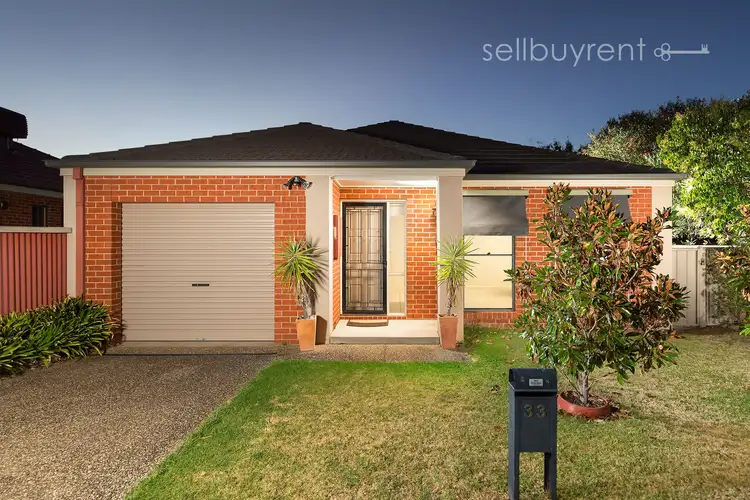 33 CUMMINGS STREET, Wodonga VIC 3690