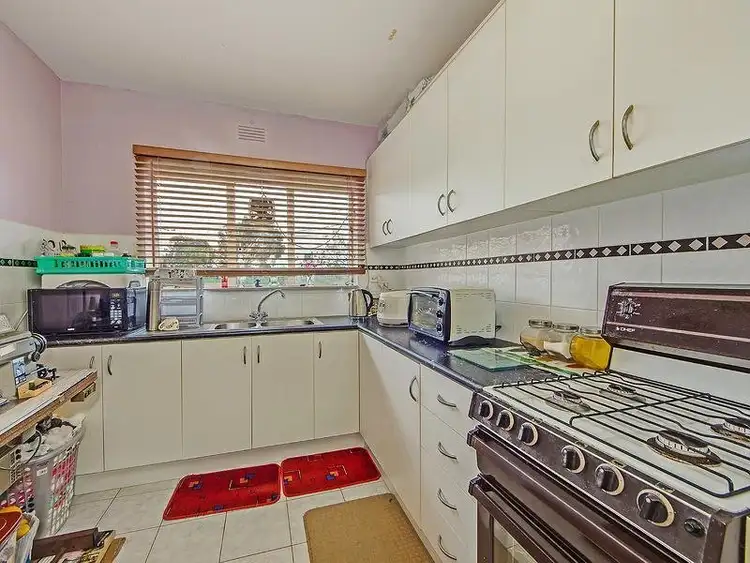 3/4 Lachlan Road, Sunshine West VIC 3020