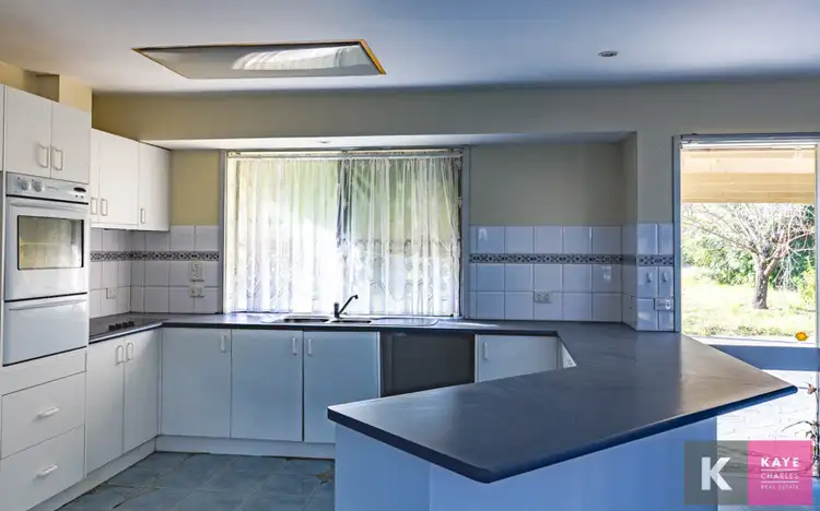 Sixth view of Homely house listing, 2 Lyle Avenue, Beaconsfield VIC 3807