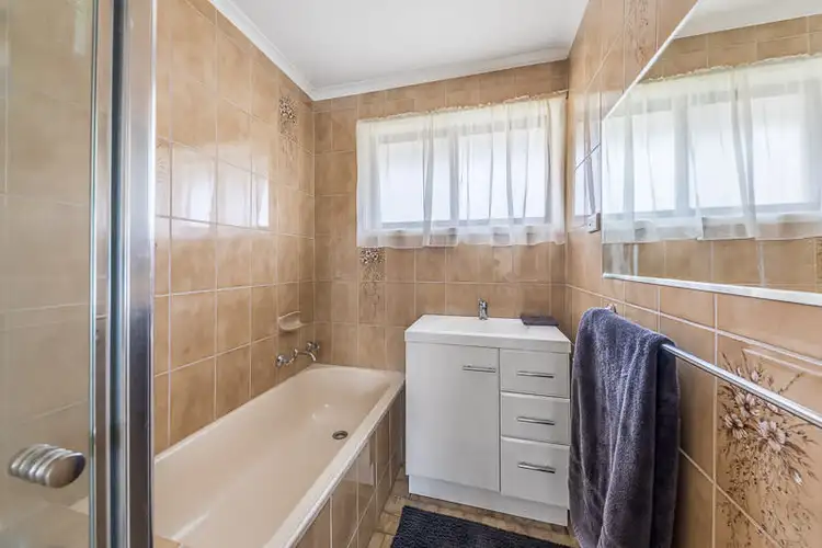 Fifth view of Homely house listing, 19 Regan Drive, Romsey VIC 3434