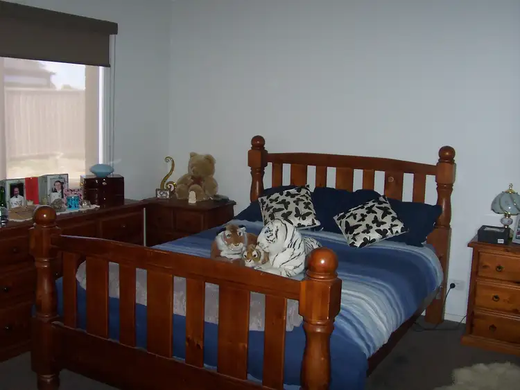 Fourth view of Homely house listing, 8 Fitch Court, Ballan VIC 3342