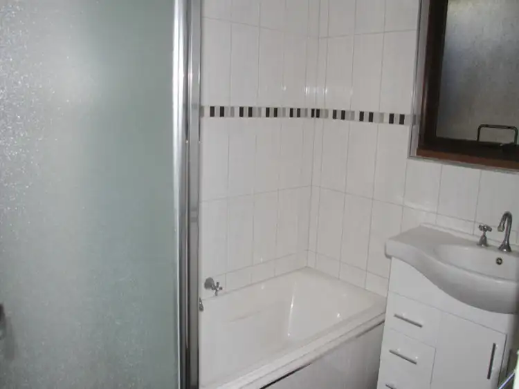 Fourth view of Homely unit listing, 4/4 Pick Avenue, Mount Gambier SA 5290