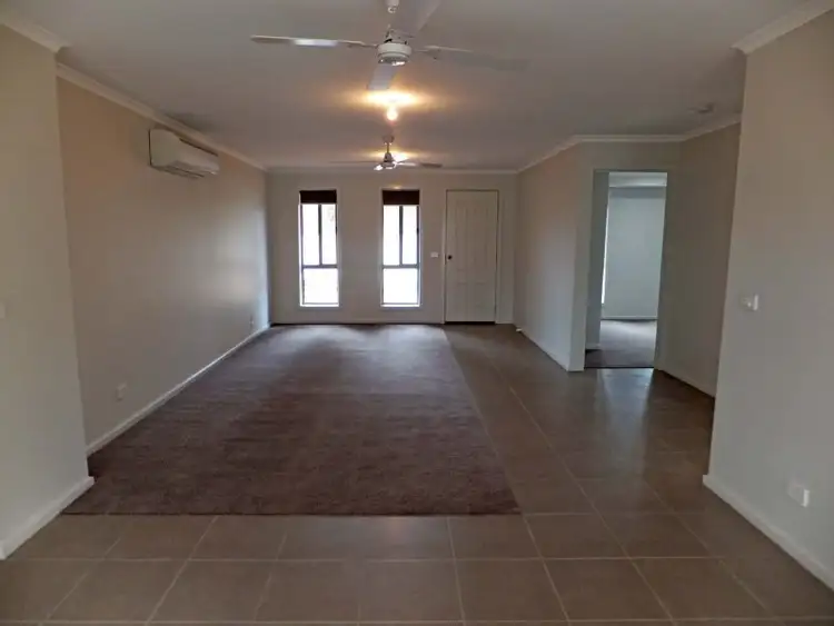 Fourth view of Homely townhouse listing, 5/6 Tweddle Street, Kyabram VIC 3620