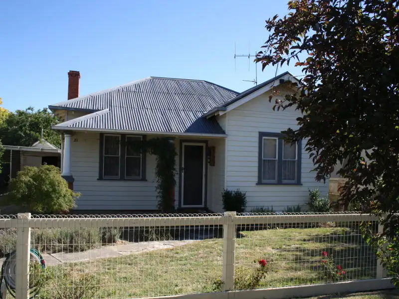 Main view of Homely house listing, 21 Ailsa Street, Mansfield VIC 3722