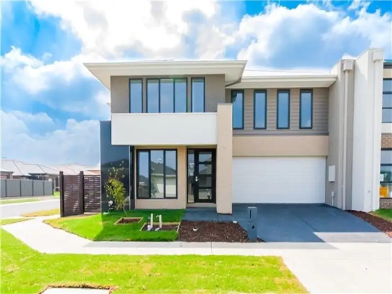 Main view of Homely house listing, 17 Lonarto Avenue, Clyde North VIC 3978