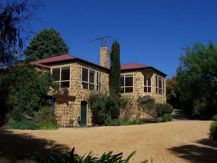 38 Inglis Street, Ballan VIC 3342